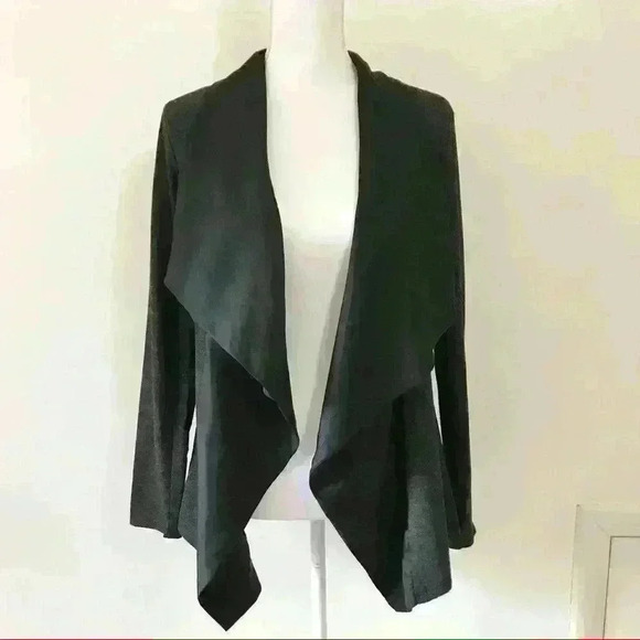 Trina Turk Black & Gray Mixed Media Open Front Drape Jacket - Picture 1 of 7